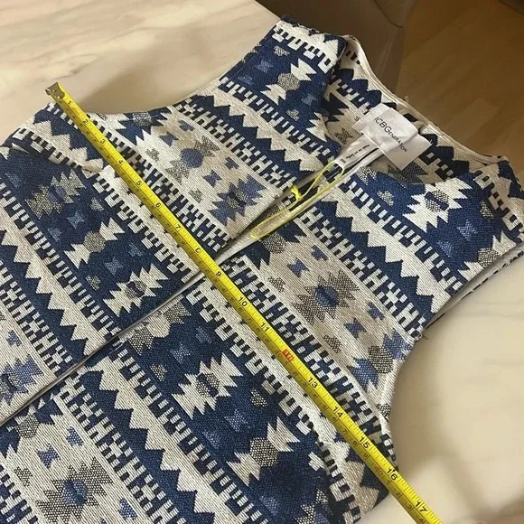 BCBGeneration Geometric Vest Size XXS - Picture 13 of 13